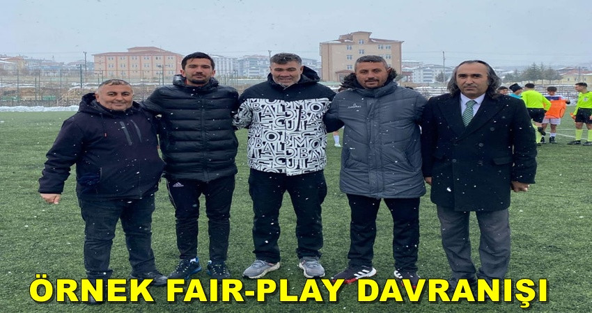 AKDAĞMADENİ GÜCÜ SPOR U16 TAKIMINDAN ÖRNEK FAIR-PLAY DAVRANIŞI